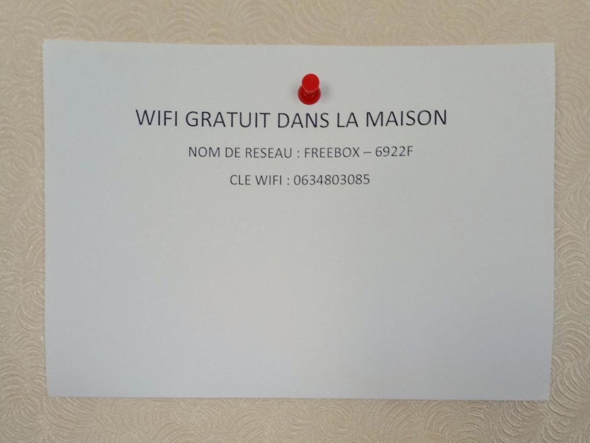 Maison Entiere Avec Parking, Garage Et Jardin Montluçon Eksteriør bilde